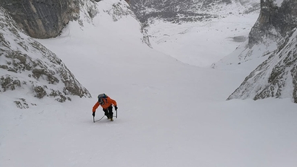 Gran Vernel, Dolomiti, Stefano Tononi, Federico Dell’Antone - Gran Vernel parete NE, Dolomiti: Stefano Tononi sulla via Platter Giambisi Battisti Farnia