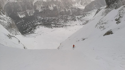 Gran Vernel, Dolomiti, Stefano Tononi, Federico Dell’Antone - Gran Vernel parete NE, Dolomiti: ripetendo la via Platter Giambisi Battisti Farnia (Stefano Tononi, Federico Dell’Antone 01/2019)