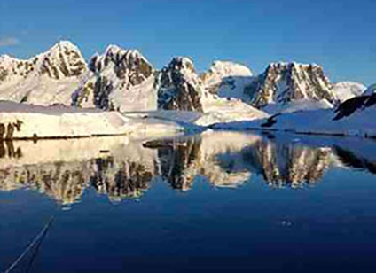 Antartica: il sospiro delle balene. Di Manuel Lugli