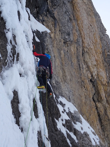 Cima del Focobon, Dolomites, Matteo Faletti, Marco Pellegrini, Marco Zanni - La Bestia, Cima del Focobon, Dolomites: climbing pitch 1