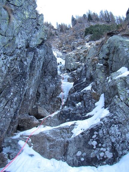 Val Regana, Cima d'Asta, Francesco Lamo - Hashtag in Val Regana: goulotte iniziale