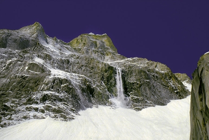 Enrico Rosso - Parete Nord-Est dello Shivling vista dal campo deposito - Garhwal Himalaya 1986