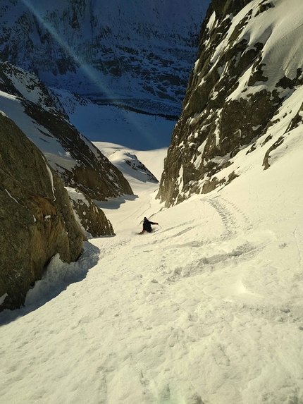 Les Drus, Mont Blanc , Julien Herry, Laurent Bibollet - Les Drus Triple Couloir: Julien Herry and Laurent Bibollet