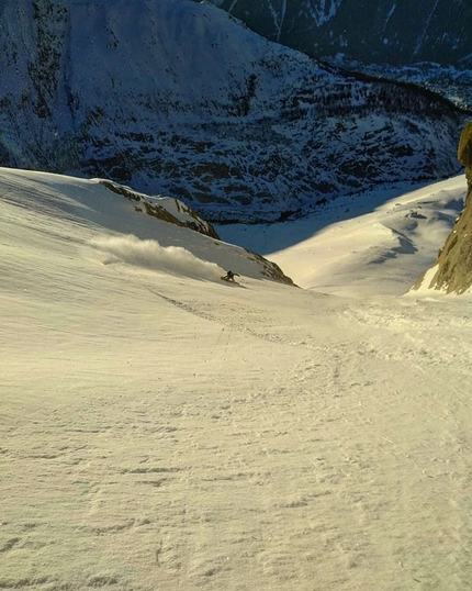 Les Drus, Mont Blanc , Julien Herry, Laurent Bibollet - Les Drus Triple Couloir: Julien Herry and Laurent Bibollet