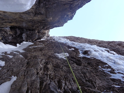 Cima Tosa, Dolomiti di Brenta, L'Elfo del Brenta, Tomas Franchini - Durante la prima salita di 'L'Elfo del Brenta' alla Cima Tosa, Dolomiti di Brenta (Tomas Franchini 19/05/2014)