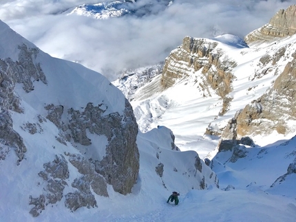 Pietra Grande, Dolomiti di Brenta, Claudio Lanzafame, Marco Maganzini - True Love Pietra Grande parete Nord Ovest Dolomiti di Brenta (Claudio Lanzafame, Marco Maganzini 20/12/2018)