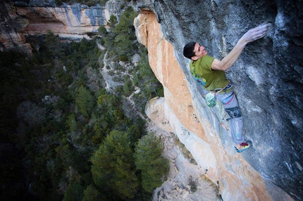 Piotr Schab - Piotr Schab sale La Rambla 9a+ a Siurana in Spagna