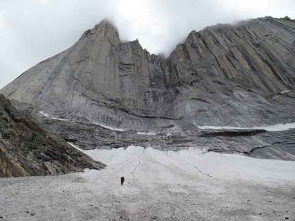 Pakistan Nangmah Valley - The impressive Amin Brakk