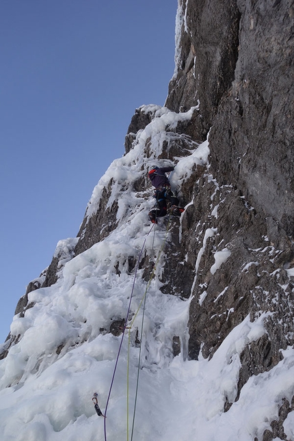 Civetta, Dolomiti, Zuita Patavina, Alessandro Baù, Daniele Geremia, Giovanni Zaccaria, Matteo Baù - Zuita Patavina, Civetta, Dolomiti: Giovanni Zaccaria in apertura sul misto di L9