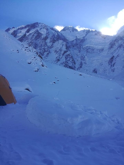 Nanga Parbat, Daniele Nardi, Tom Ballard - Nanga Parbat in winter, photographed from Base Camp on 27/02/2019