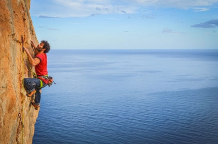 Filippo Manca, un climber unico come l'Ichnusaite della Sardegna