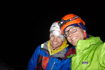 Kandersteg, Bernd Rathmayr, Roger Schaeli - Bernd Rathmayr e Roger Schaeli durante la prima salita di Fäderliecht, una via di misto a Kandersteg in Svizzera