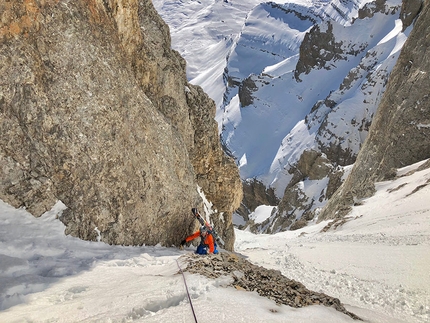 Dolomiti di Brenta, Pietra Grande, Andrea Cozzini, Claudio Lanzafame - Andrea Cozzini durante la prima discesa della Parete Sud di Pietra Grande in Dolomiti di Brenta il 14/02/2019