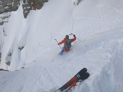 Dolomiti di Brenta, Pietra Grande, Andrea Cozzini, Claudio Lanzafame - Andrea Cozzini durante la prima discesa della Parete Sud di Pietra Grande in Dolomiti di Brenta il 14/02/2019