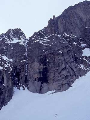 Aiguille della Brenva, Mont Blanc - Stop the war, Aiguille della Brenva (Mont Blanc): Ezio Marlier, Massimo Farina