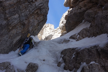 Brenta Dolomites Cima Tosa, Luca Dallavalle, Roberto Dallavalle  - Climbing the East Face of Cima Tosa in the Brenta Dolomites prior to skiing down the same line (Luca and Roberto Dallavalle 03/03/2019)