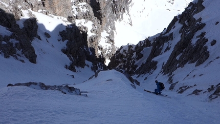 Dolomiti di Brenta Cima Tosa, Luca Dallavalle, Roberto Dallavalle  - Cima Tosa Parete Est (Dolomiti di Brenta): salita e discesa con gli sci da Luca e Roberto Dallavalle il 03/03/2019