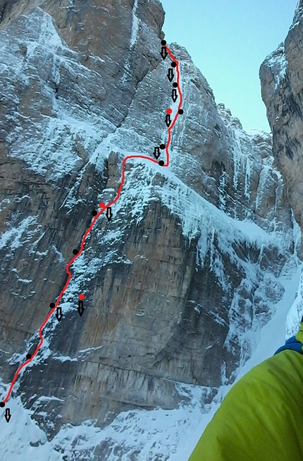 Cima Tosa, Dolomiti di Brenta, Claudio Migliorini, Roberto Parolari - L'anima del lupo, Cima Tosa, Dolomiti di Brenta (Claudio Migliorini, Roberto Parolari 12/2018)