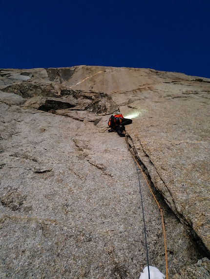 Divine Providence sul Monte Bianco in inverno per Xavier Cailhol e Symon Welfringer