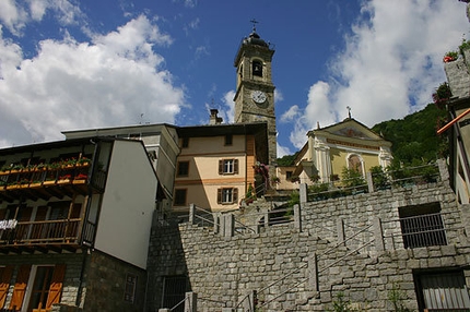 Montagne Biellesi - Le montagne del Biellese: il paese di Piedicavallo