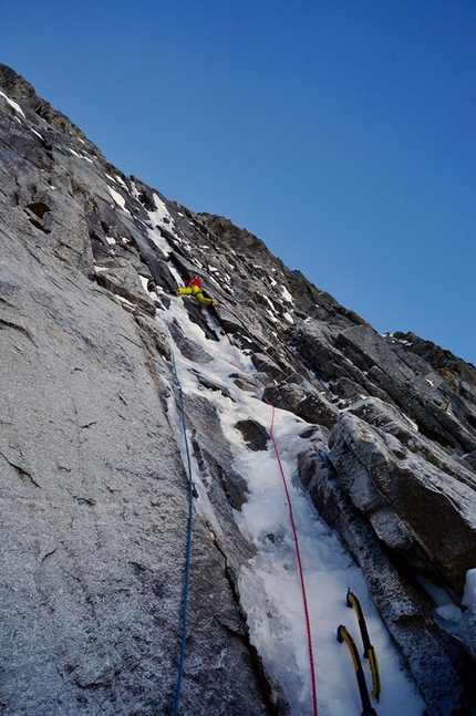 Hoher Kasten Großglockner - Thomas Bubendorfer climbing pitch 2 of Die Abenteuer des Augie March, Hoher Kasten, Großglockner (20/02/2019)