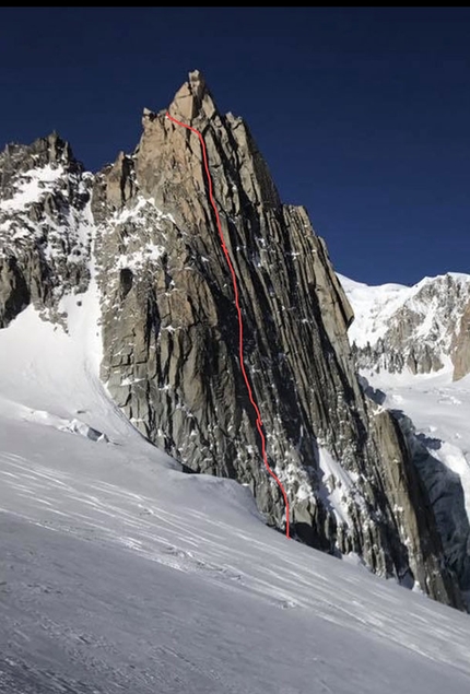 Vierge du Flambeau, Monte Bianco, Ezio Marlier - Il tracciato di Miss No, Vierge du Flambeau, Monte Bianco (Elisabetta Ceaglio, Ezio Marlier aprile 2017)