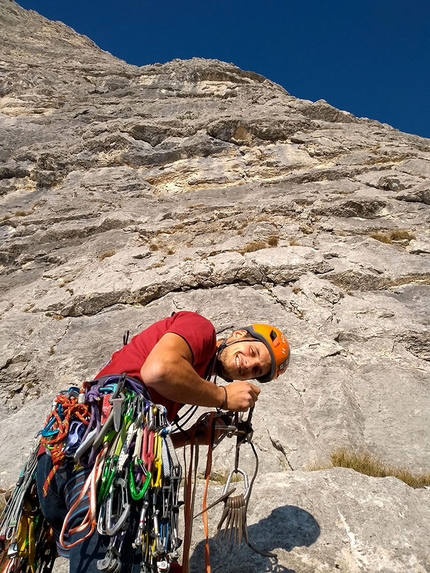 Cima Verde, Val d’Adige, Nicola Cont, Martin Giovanazzi, Elio Mazzalai - Durante l'apertura di Via Teoria del Grigio, Pala Grande di Cima Verde, Val d’Adige (Nicola Cont, Martin Giovanazzi, Elio Mazzalai 20/10/2018)