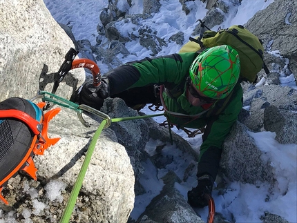 Petit Flambeau, Monte Bianco - Sulla Via Filipini, Petit Flambeau, Monte Bianco (Ezio Marlier, Cesare Pini 14/04/2017)