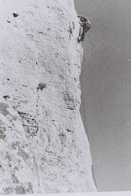 Gianni Ghiglione - Gianni Ghiglione sulla Via del Pescecane, Rocca di Corno, Finale, 1980