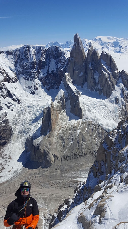 Patagonia, Marco Lacchini, Matteo Castelli, Francesco Fumagalli, Tommy Lamantia - Patagonia 2019: Matteo Castelli durante le calate dalla Aguja Poincenot dopo aver salito la via Whillans - Cochrane