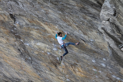 Giuseppe Nolasco sends Tetto di Sarre's Ground Zero, his first 9a