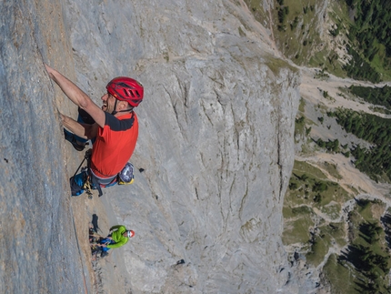 Marmolada, Dolomites, Scacciadiavoli, Rolando Larcher, Geremia Vergoni - Geremia Vergoni and Rolando Larcher climbing their Scacciadiavoli, Piz Serauta, Marmolada, Dolomites