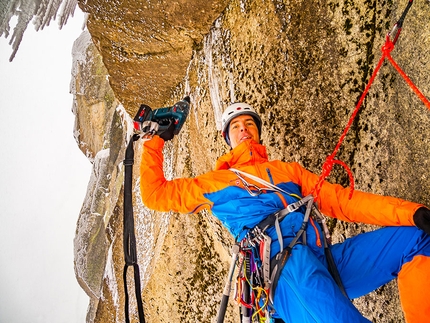 Dani Arnold, Schöllenenschlucht - Dani Arnold making the first ascent of Uristier Schöllenen (WI6+/M8) in the Schöllenen Gorge, Switzerland with Martin Echser.