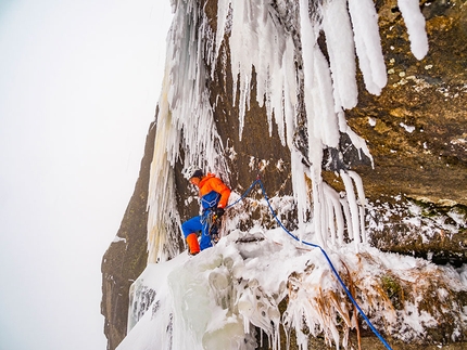 Dani Arnold, Schöllenenschlucht - Dani Arnold making the first ascent of Uristier Schöllenen (WI6+/M8) in the Schöllenen Gorge, Switzerland with Martin Echser.