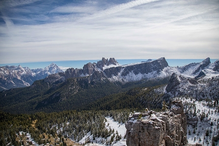 Alex Walpoth, Samuel Zeni  - Vista dalle Cinque Torri, Dolomiti sui Lastoni di Formin