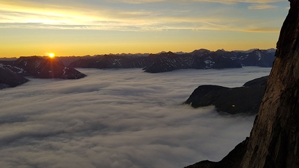 Ulamertorsuaq Greenland, Vinicius Todero, Marcos Costa - Ulamertorsuaq in Greenland: Marcos Costa and Vinicius Todero making the first ascent of Quajanaq (08/2018)