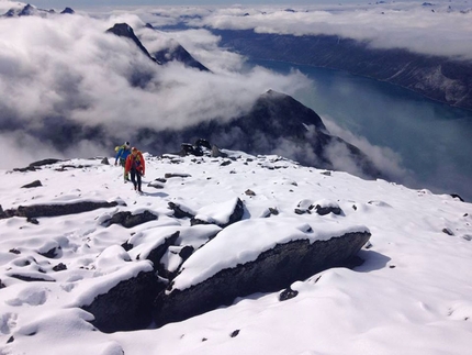 Ulamertorsuaq Greenland, Vinicius Todero, Marcos Costa - Ulamertorsuaq in Greenland: Marcos Costa and Vinicius Todero making the first ascent of Quajanaq (08/2018)