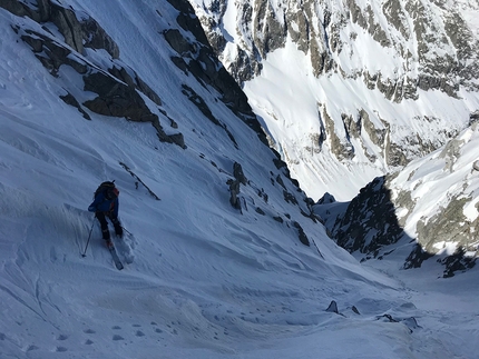 Punta dell’Orco, Adamello, Alessandro Beber, Claudio Lanzafame, Marco Maganzini - Descending Canale dell’Orco on Punta dell’Orco above Val Genova in the Adamello group (Alessandro Beber, Claudio Lanzafame, Marco Maganzini 22/03/2019)