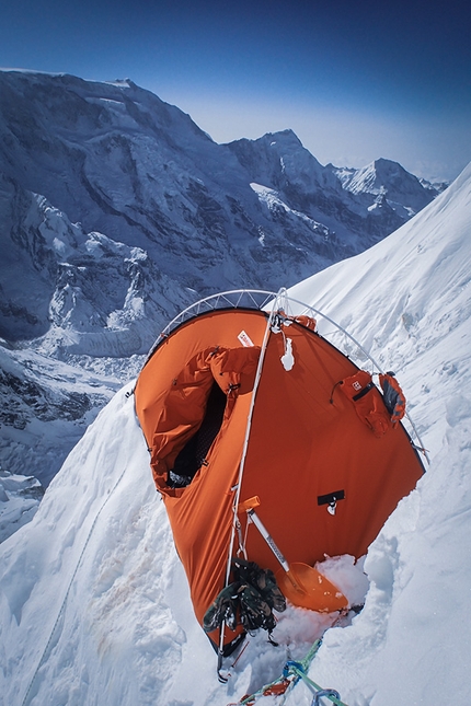 Jannu East Face, Dmitry Golovchenko, Sergey Nilov, Unfinished Sympathy - Jannu East Face: Dmitry Golovchenko and Sergey Nilov's tent on 23 March 2019