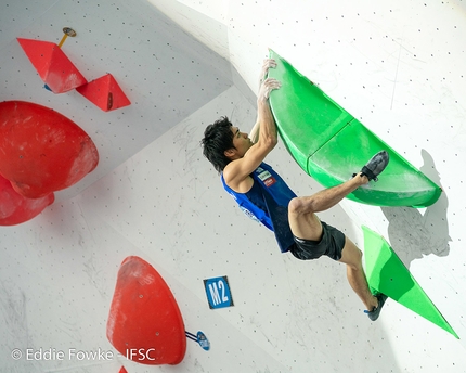 Tomoa Narasaki - Tomoa Narasaki at the Chongqing stage of the Bouldering World Cup 2019