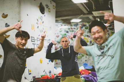 Enrico Baistrocchi - Climbing in Japan: end of the day!