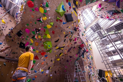 Enrico Baistrocchi, Giappone - Arrampicata in Giappone: provando le vie a Pump2