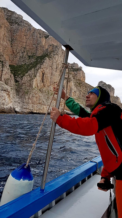 Isola di Marettimo, Isole Egadi - Filip Babicz osserva La Sostanza dei Sogni, Bonagia, Isola di Marettimo