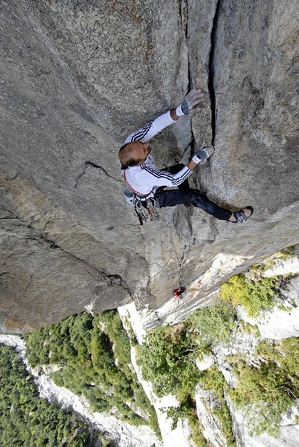 Pedeferri e la libera di Non sei più della mia banda al 'Precipizio' in Val di Mello