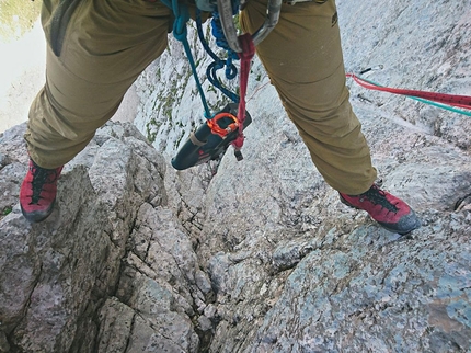 Pizzo Arera, Alpi Orobie, Nadia Tiraboschi - Durante la richiodatura della Via dei Cugini, Pizzo Arera, Alpi Orobie