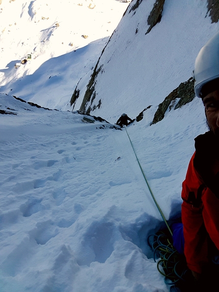 Cima Varrone delle Vacche, Alpi Orobie - Via Merry Christmas alla Cima Varrone delle Vacche, Orobie Valtellinesi  (Cristian Candiotto, Enea Montoli 6/12/2018)