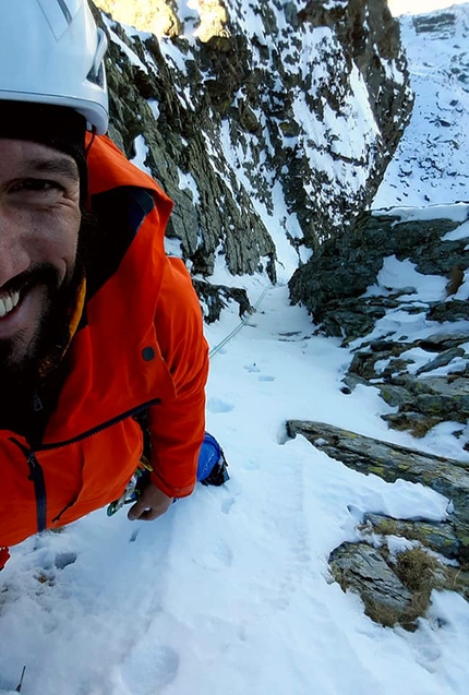 Cima Varrone delle Vacche, Alpi Orobie - Via Merry Christmas alla Cima Varrone delle Vacche, Orobie Valtellinesi  (Cristian Candiotto, Enea Montoli 6/12/2018)