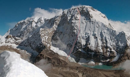 Chamlang Nepal - The huge North Face of Chamlang (7321m) in Nepal and the planned line of ascent taken by Marek Holeček e Zdeněk Hák