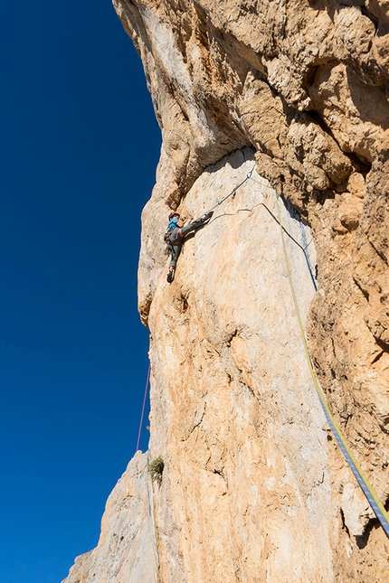 Spirit Bird, Ala Daglar, Turchia - Martin Dejori durante l'apertura di Spirit Bird, Kızılın Başı, Ala Daglar, Turchia, salita insieme a Aaron Moroder e Alex Walpoth, settembre 2018