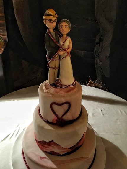 Taghia Gorge Morocco - The wedding cake of Neus Colom and Iker Pou